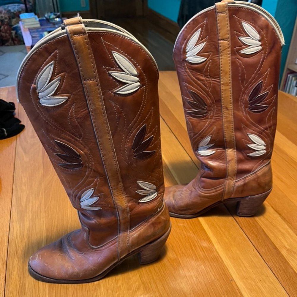 Vintage Leather Cowboy Boots with Floral Detail, Women's Sz 8.5